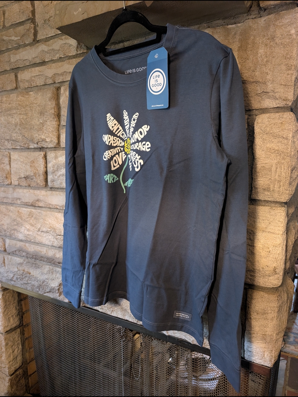 Life Is Good Slate Blue Long-Sleeve Women's XL Graphic Tee